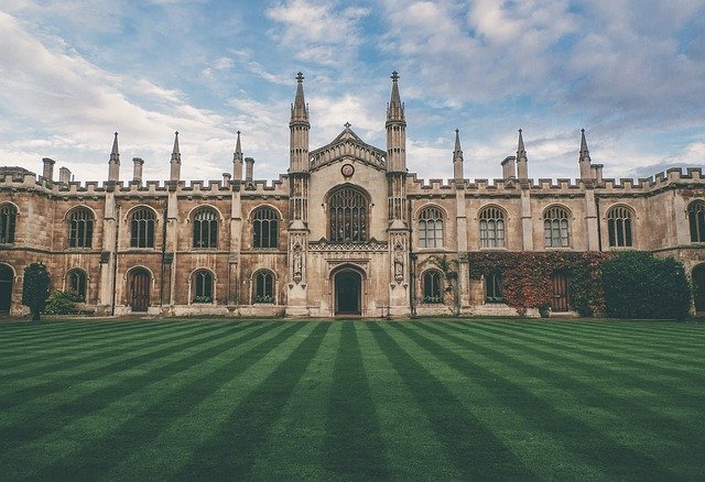 Syarat Masuk Universitas Cambridge